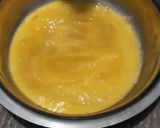 Foto langkah ke 1 dari resep Bolu Pisang Kukus tanpa Mixer.