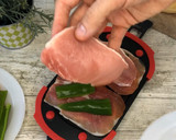 Foto del paso 4 de la receta: Serranitos de lomo, jamón y pimientos en el microondas con Lékué Grill