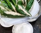 A picture of step 4 of Stuffed Fried Chillies.