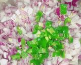 صورة لخطوة 1 من وصفة جلاش باللحمه المفرومه 😋👩🏻‍🍳