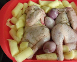 Foto del paso 7 de la receta: Picantón al vapor con tubos de patatas, pimientos y chalotas