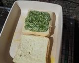 Foto langkah ke 3 dari resep Roti Panggang Keju Matcha.