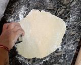 Foto del paso 4 de la receta: Galletitas súper fáciles - coco y limón -