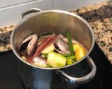 Foto del paso 2 de la receta Puré o papilla de pescado con verduras para bebés (hecha con caldo de pescado casero)