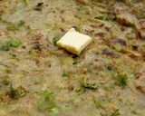 A picture of step 4 of Peas paratha.