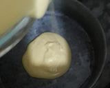 A picture of step 4 of Zebra Čake.