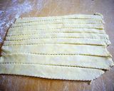 A picture of step 11 of Apple Pie.