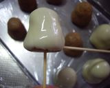 A picture of step 6 of Halloween! Rich Cream Cheese Truffle Ghosties.