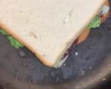 A picture of step 6 of Pepperoni cheese sandwich.