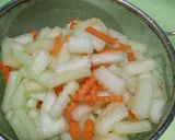 Foto langkah ke 1 dari resep Acar Masak Timun Suri.