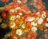 Foto del paso 2 de la receta: Pasta con verdura y gambas
