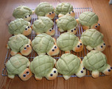 A picture of step 12 of So Cute! Turtle-Shaped Melon Bread.