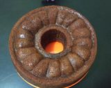 Foto langkah ke 10 dari resep Bolu Karamel (Sarang Semut).