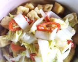 Foto langkah ke 4 dari resep Tumis Sawi Putih dan tahu.