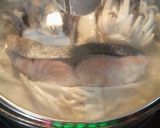 A picture of step 3 of Stew for Dieters with Maitake Mushrooms, Agar Agar and Soy Milk.