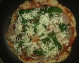Foto langkah ke 5 dari resep Pizza Teflon.