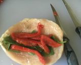 A picture of step 4 of Roasted Red Pepper Mozzarella And Spinach Stuffed Chicken.