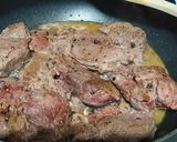 Foto del paso 4 de la receta: Lomo a la pimienta negra con papas a la crema