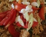 Foto langkah ke 5 dari resep Mie Goreng.