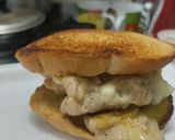 Foto del paso 11 de la receta: Sándwich🥯de pollo🍗hawaiano🍍🧀🥐