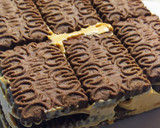 Foto del paso 2 de la receta: Torta de Galletitas de Chocolate y Crema de Café