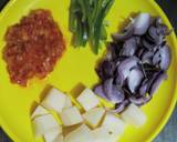 Indian spicy chicken with potato recipe step 2 photo