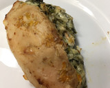 Foto del paso 6 de la receta: Pollo relleno de queso con espinaca