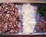 A picture of step 2 of Shrimp en Papillote with Mushroom Sauce.