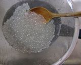A picture of step 2 of Pomelo & Mango Sago.