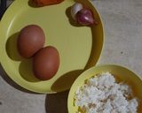 Foto langkah ke 1 dari resep Bubur Telur Wortel - MPASI Praktis 7 Bulan.