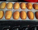 Foto del paso 10 de la receta: Magdalenas