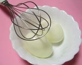 A picture of step 1 of Mashed Boiled Egges for Sandwiches in 10 seconds.
