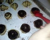 A picture of step 16 of traditional chocolate buns.