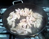 A picture of step 2 of Turkey with pointed peppers, creme fraiche and pasta..
