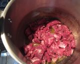 Foto del paso 1 de la receta: Ternera en salsa con guisantes