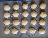 Foto del paso 3 de la receta: Galletitas blandas de coco (sin harinas, sin azúcar)