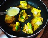 A picture of step 3 of Homemade Tawa paneer tikka.