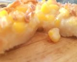 A picture of step 3 of Toast with Corn and Butter.