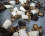 Hình bước làm 2 của món Canh nấm đậu hũ chay