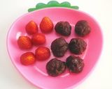 A picture of step 1 of Easy Strawberry Daifuku With Strawberry Milk Flavor.