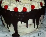 Foto del paso 6 de la receta: Bizcochuelo de vainilla con crema de frutillas