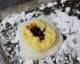 A picture of step 10 of Custard Cream Daifuku.