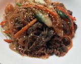 A picture of step 5 of Japchae (Korean Cellophane Noodle Stir-fry).