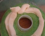 Foto langkah ke 6 dari resep Bolu Kukus Pandan Keju Lumer.