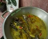 Foto langkah ke 6 dari resep Ikan kuah kuning dengan belimbing wuluh.
