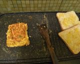 Foto langkah ke 2 dari resep Sandwich telor.