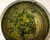 A picture of step 2 of Palak kofta curry.
