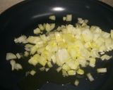 A picture of step 4 of Amazingly tasty rice and beef filled papers.