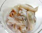 A picture of step 3 of Thai-style Cellophane Noodle Salad.