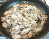 A picture of step 3 of Oil-Marinated Oysters.